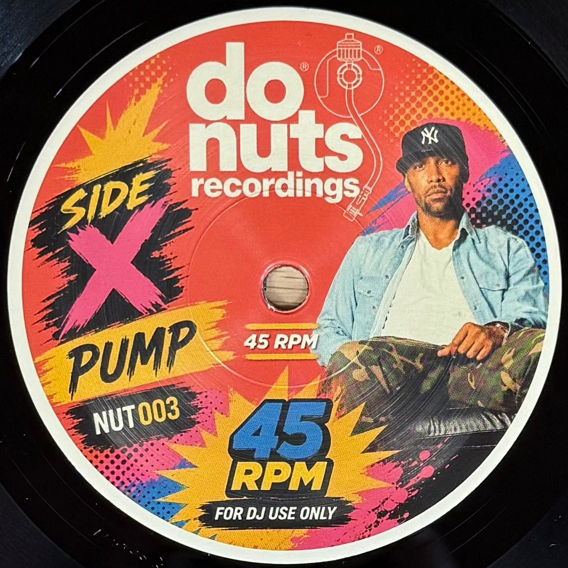 Donuts - Pump It Up b/w Lights Camera Action (7")