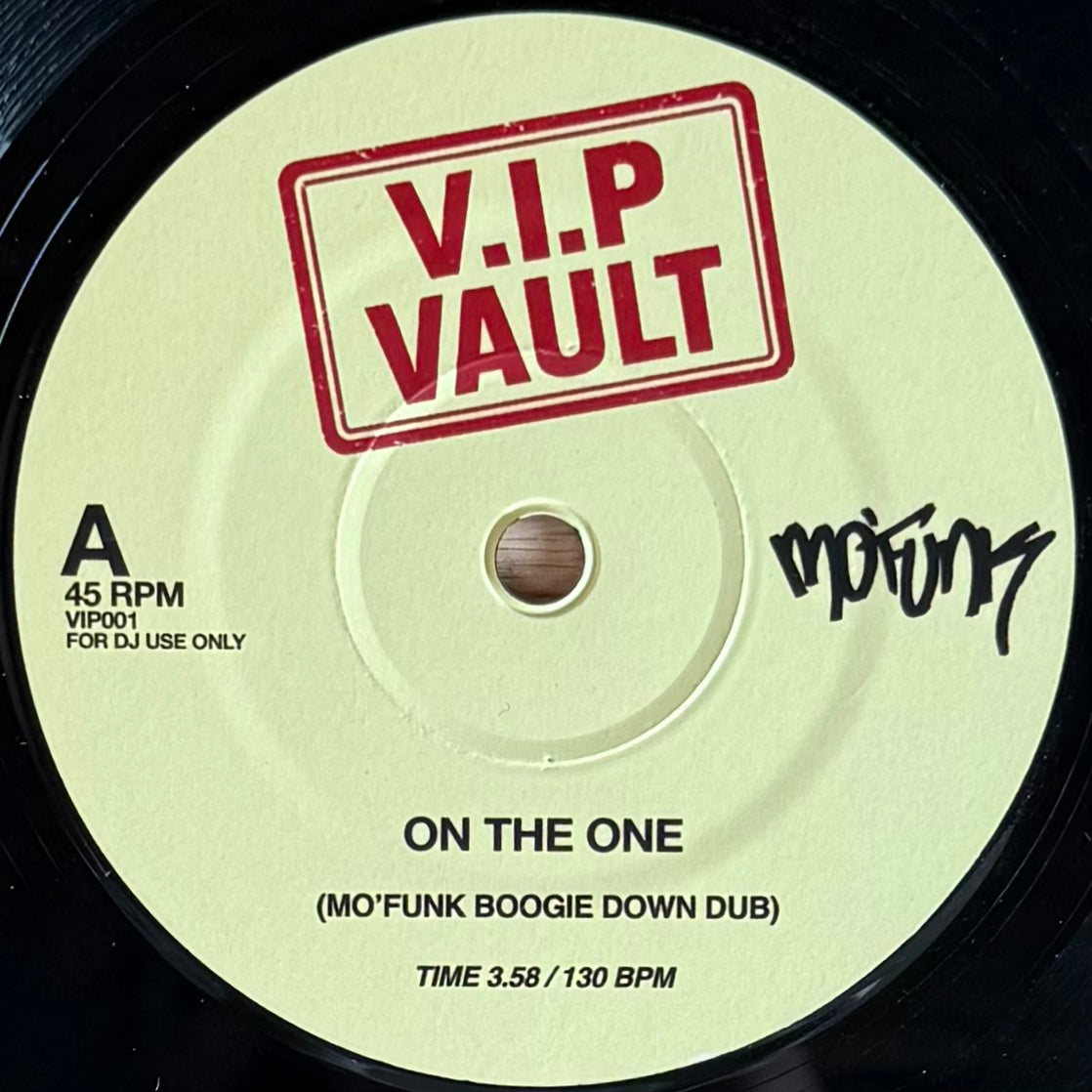 Mo' Funk - On the One b/w You Give Me Something (7")