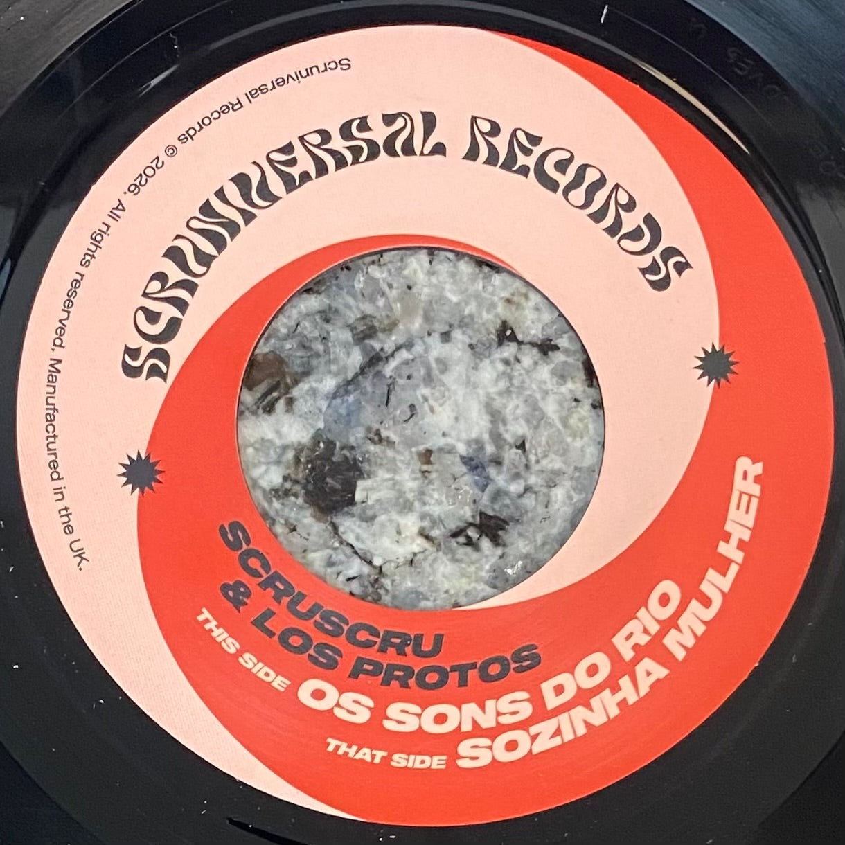 Scruscru & Los Protos - Os Sons Do Rio b/w Sozinha Mulher (7")