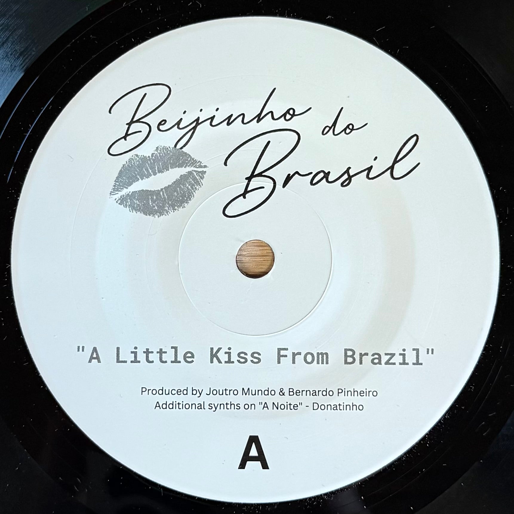 Joutro & Pinheiro - Sandra b/w A Noite (7")