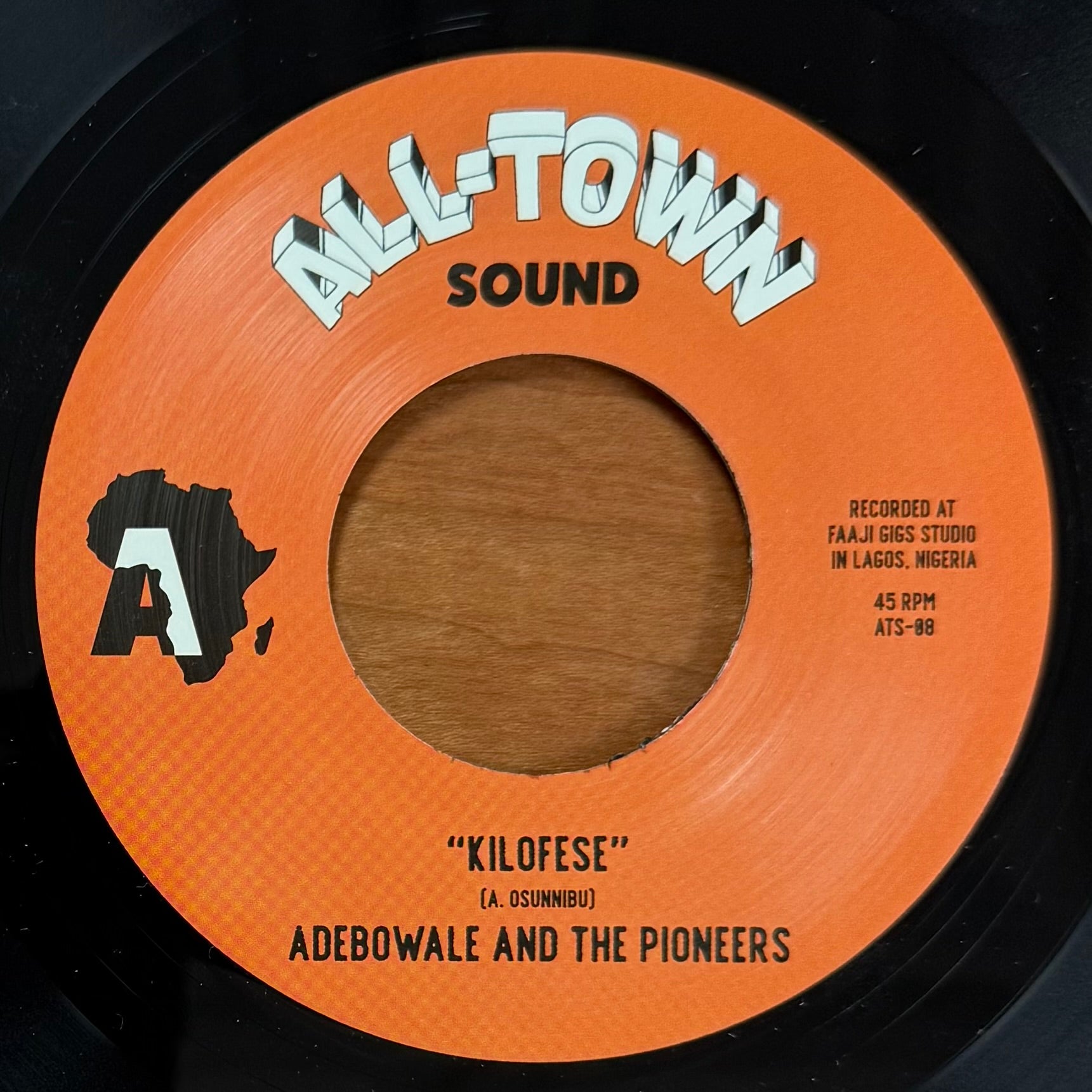 Adebowale and the Pioneers - Kilofese b/w Unnecessary Visitor (Bamia Remix)