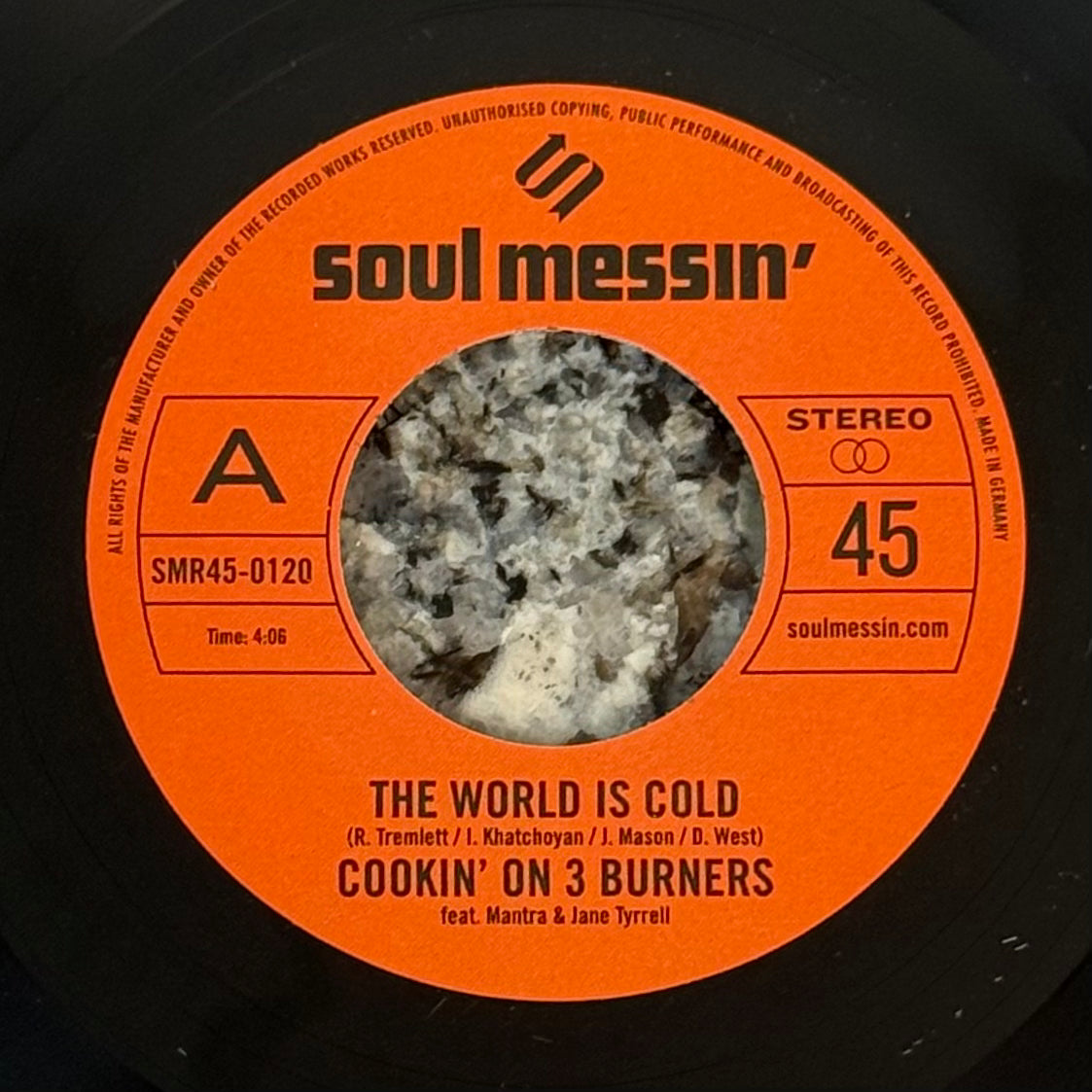 Cookin' On 3 Burners - The World Is Cold b/w Ms. Fat Booty